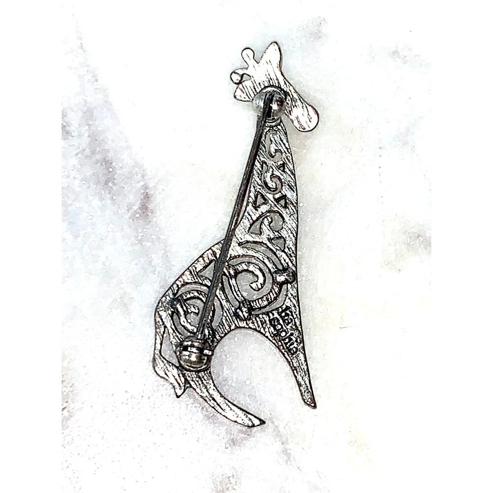 Lia Sophia Retired Safari Pewter Giraffe Open Scroll Brooch EUC - Picture 5 of 6